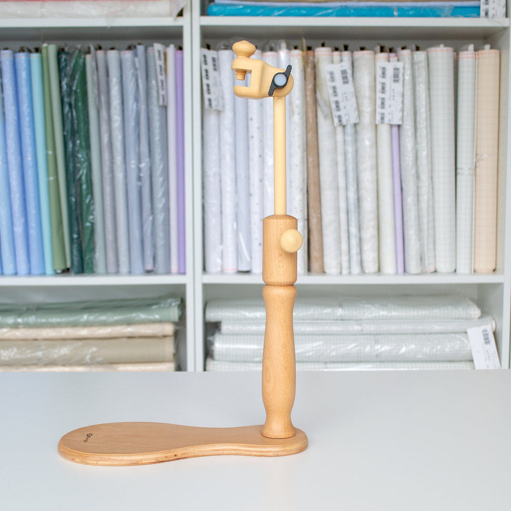 Nurge 190-1 Adjustable Table Stand: Comfort and Quality for Embroidery