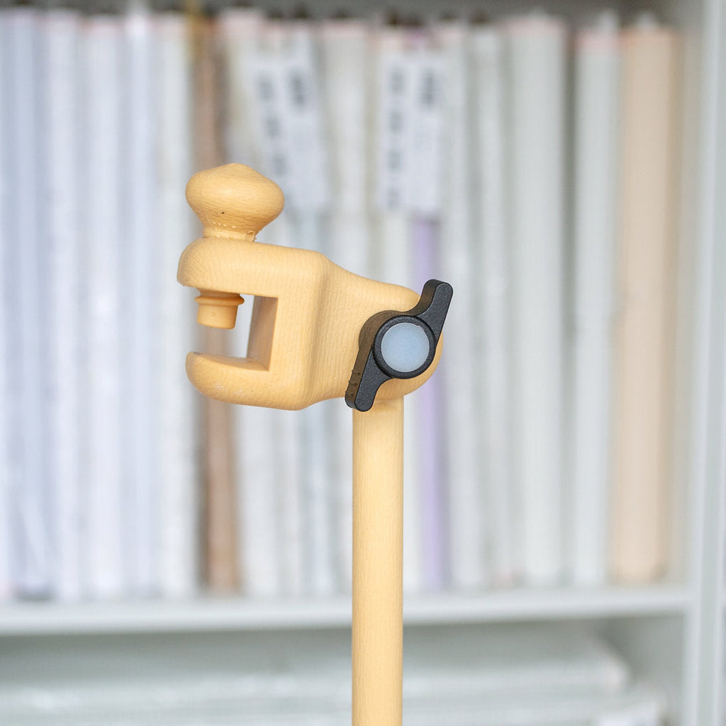 Nurge 190-1 Adjustable Table Stand: Comfort and Quality for Embroidery