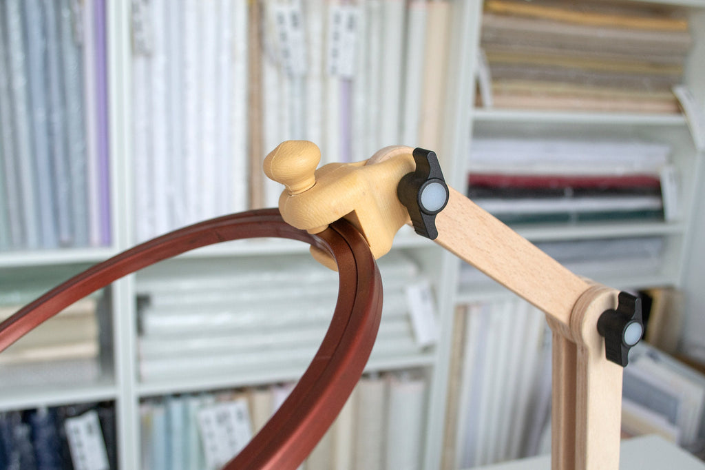 Nurge 190-4 Frame Stand – Comfort and Quality for Embroidery