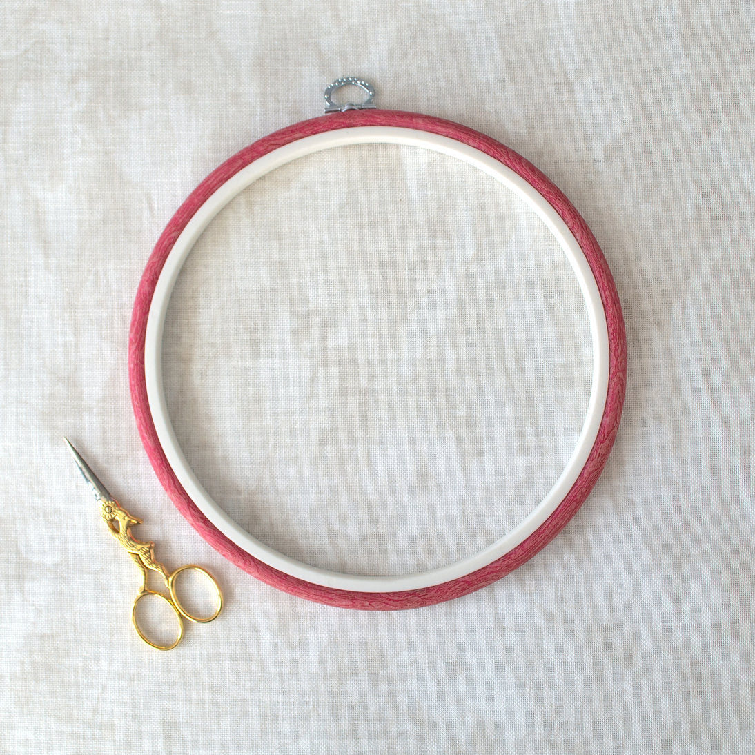 Nurge Red Hoop-Frame: The Perfect Blend of Functionality and Style for Your Embroidery