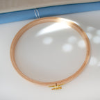 Nurge 24 mm Wooden Embroidery Hoop: A Sturdy Companion for Exquisite Stitching