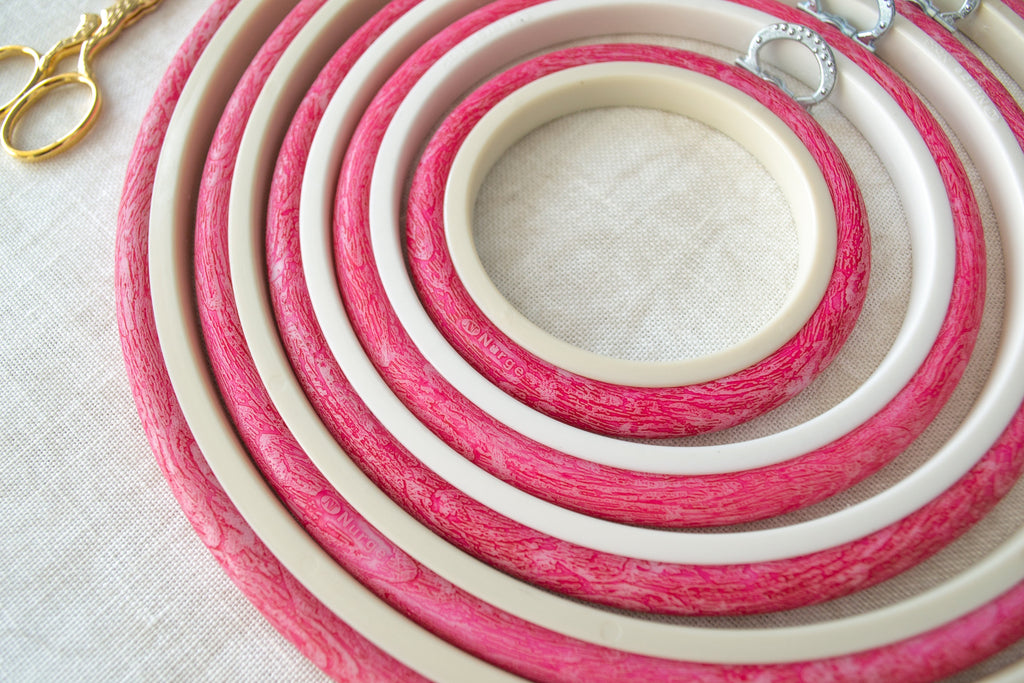Nurge Pink Hoop-Frame: A Delicate Touch for Your Embroidery and Décor