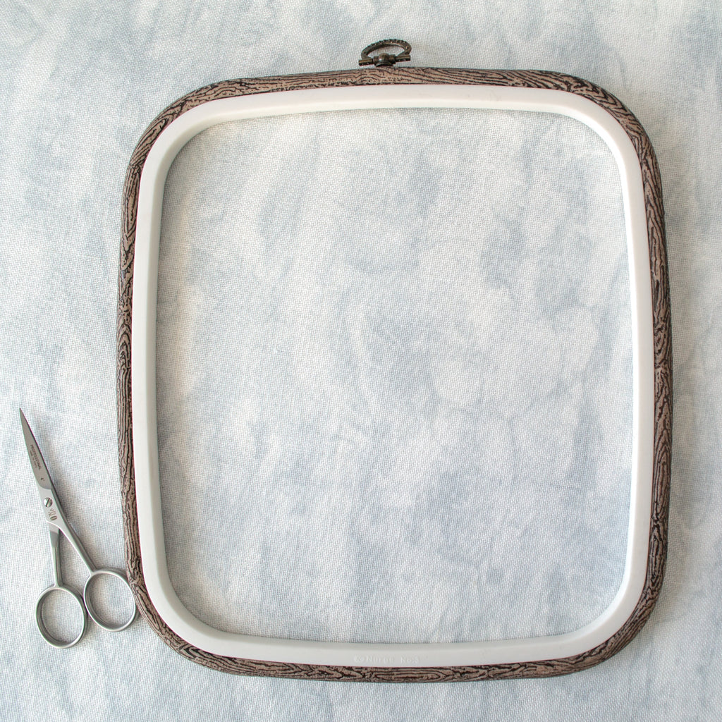 Nurge Square Flexi Hoop Frame in Dark Brown: Elegance and Functionality for Your Embroidery Projects