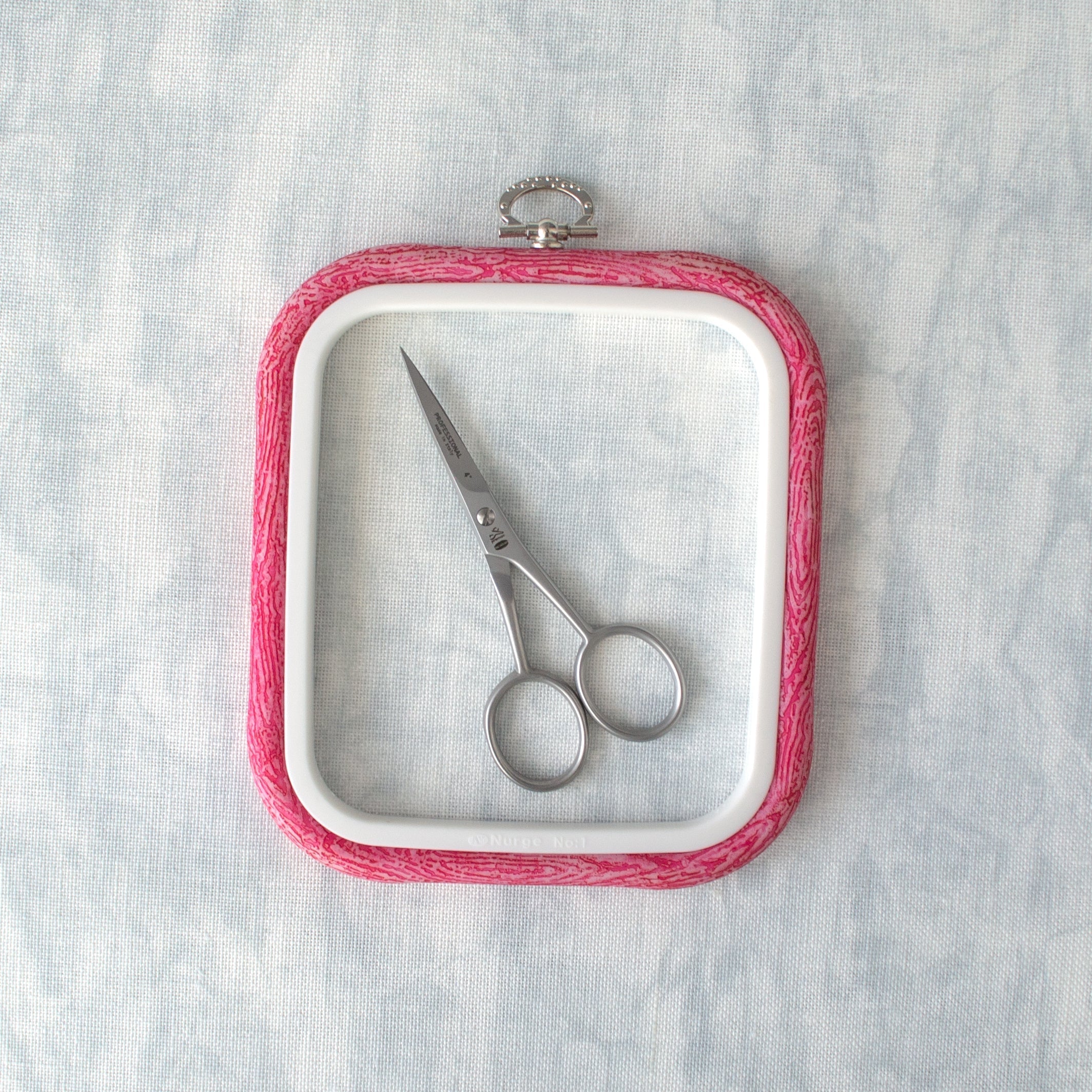 Nurge Square Flexi Hoop Frame in Pink: Charm and Functionality for Your Embroidery Projects