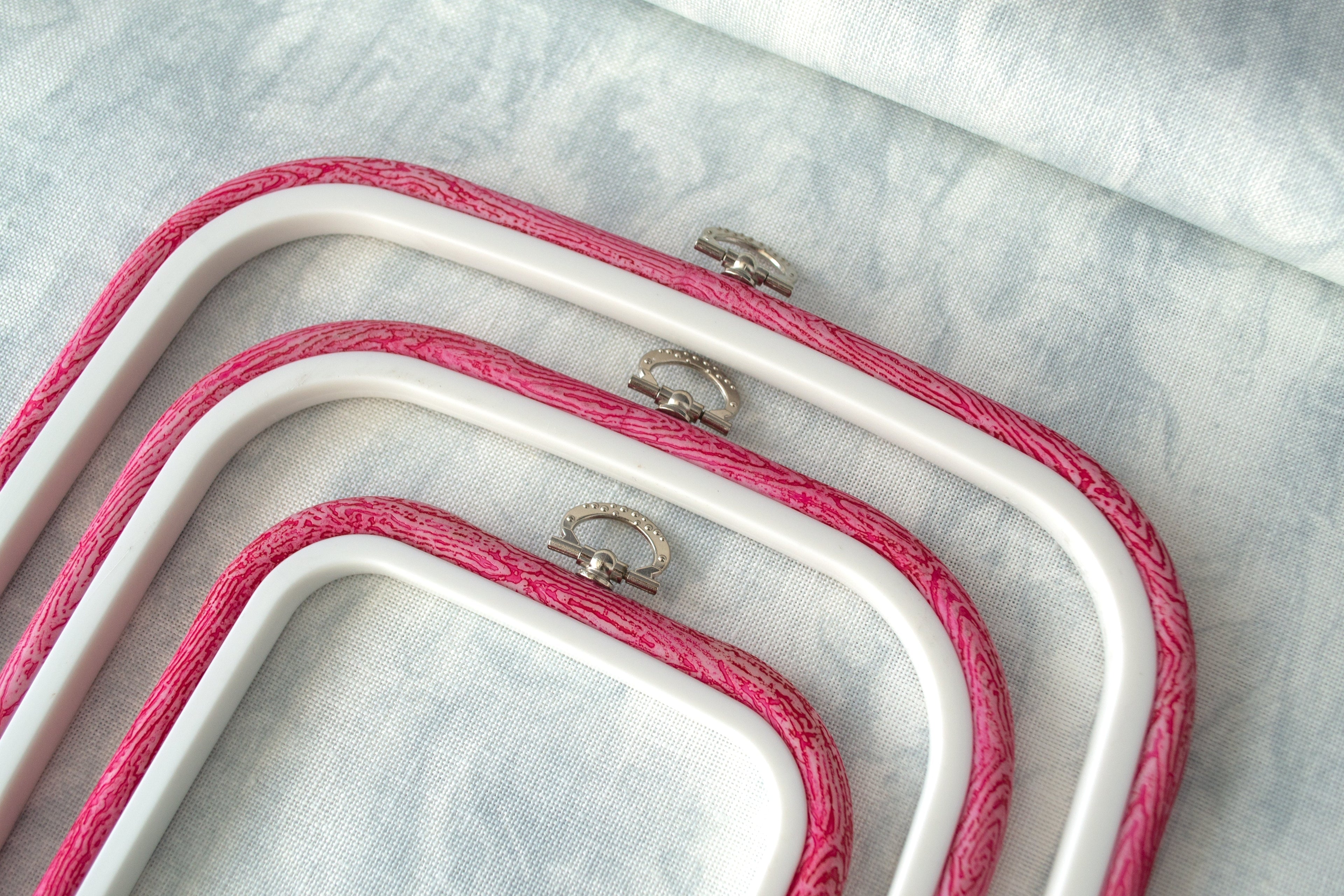 Nurge Square Flexi Hoop Frame in Pink: Charm and Functionality for Your Embroidery Projects