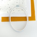 Nurge Oval Flexi Hoop Frame (Clear): Showcase Your Embroidery with Modern Elegance
