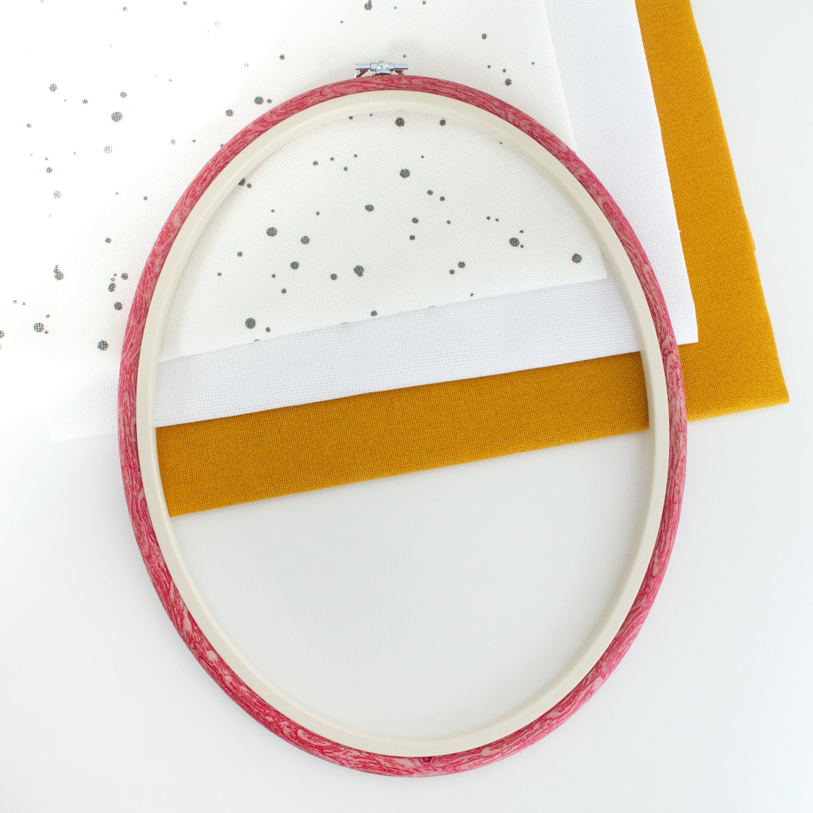 Nurge Flexi Hoop Oval (Red): A Vibrant and Functional Frame for Your Embroidery