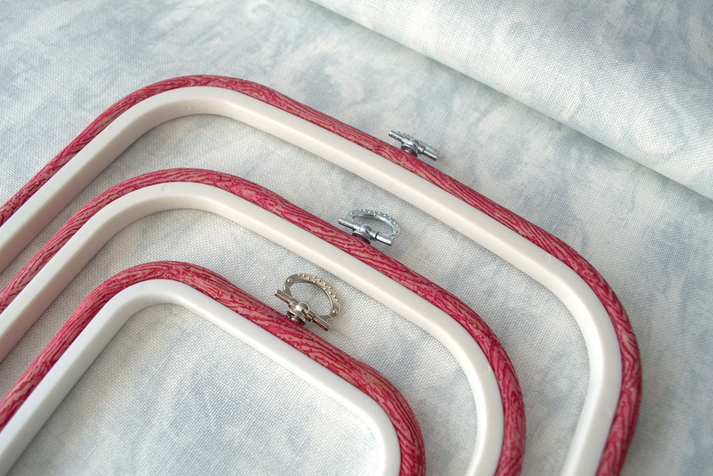 Nurge Square Flexi Hoop Frame in Red: Elevate Your Embroidery with Vibrant Color