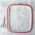 Nurge Square Flexi Hoop Frame in Red: Elevate Your Embroidery with Vibrant Color
