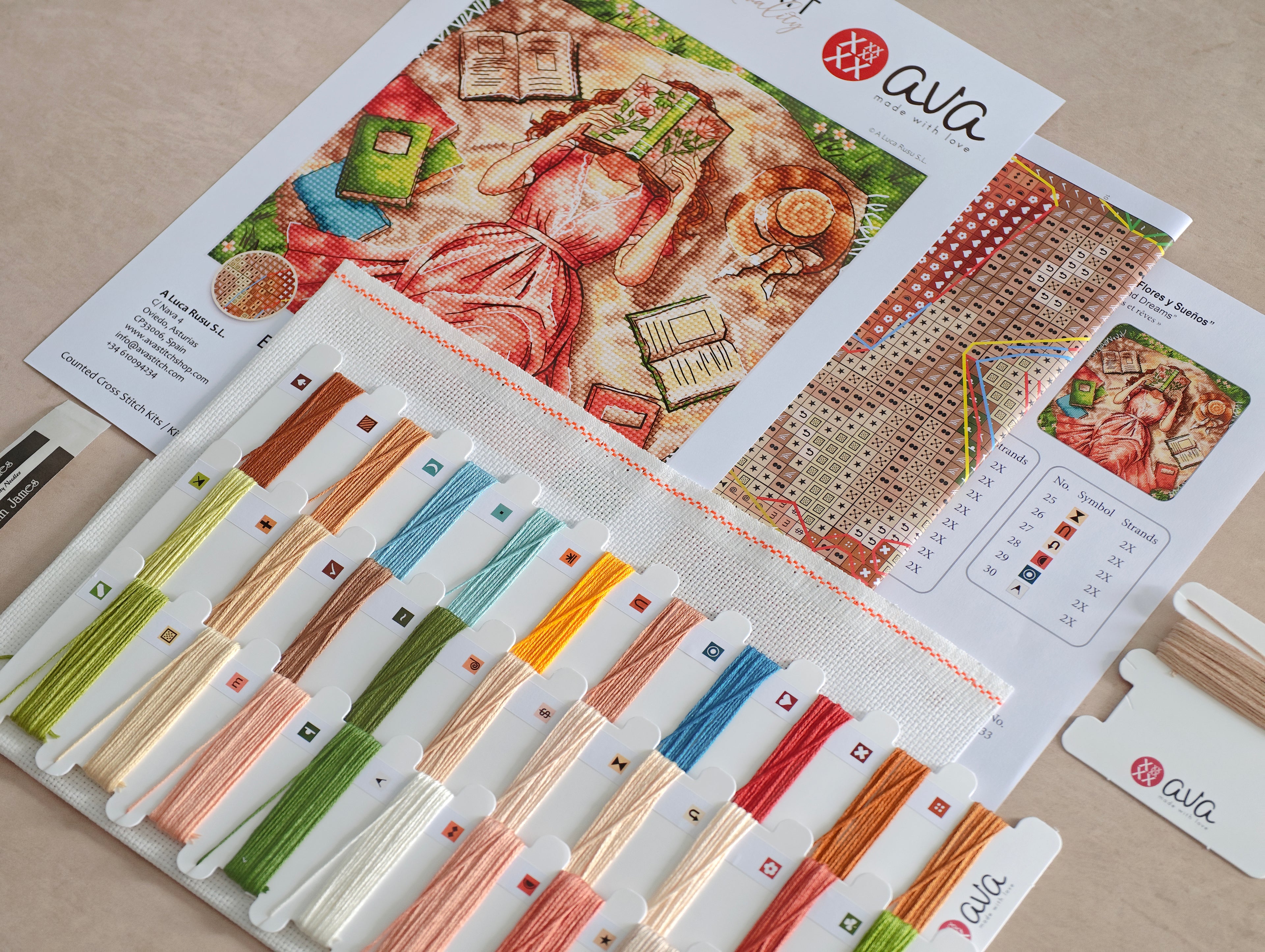 Books, flowers and dreams - Cross Stitch Kit AVA P114