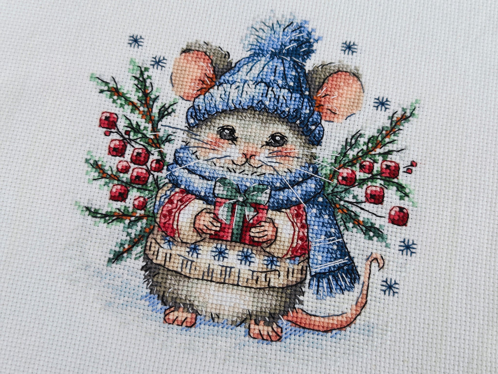 Christmassy Magic - Cross Stitch Kit AVA P027
