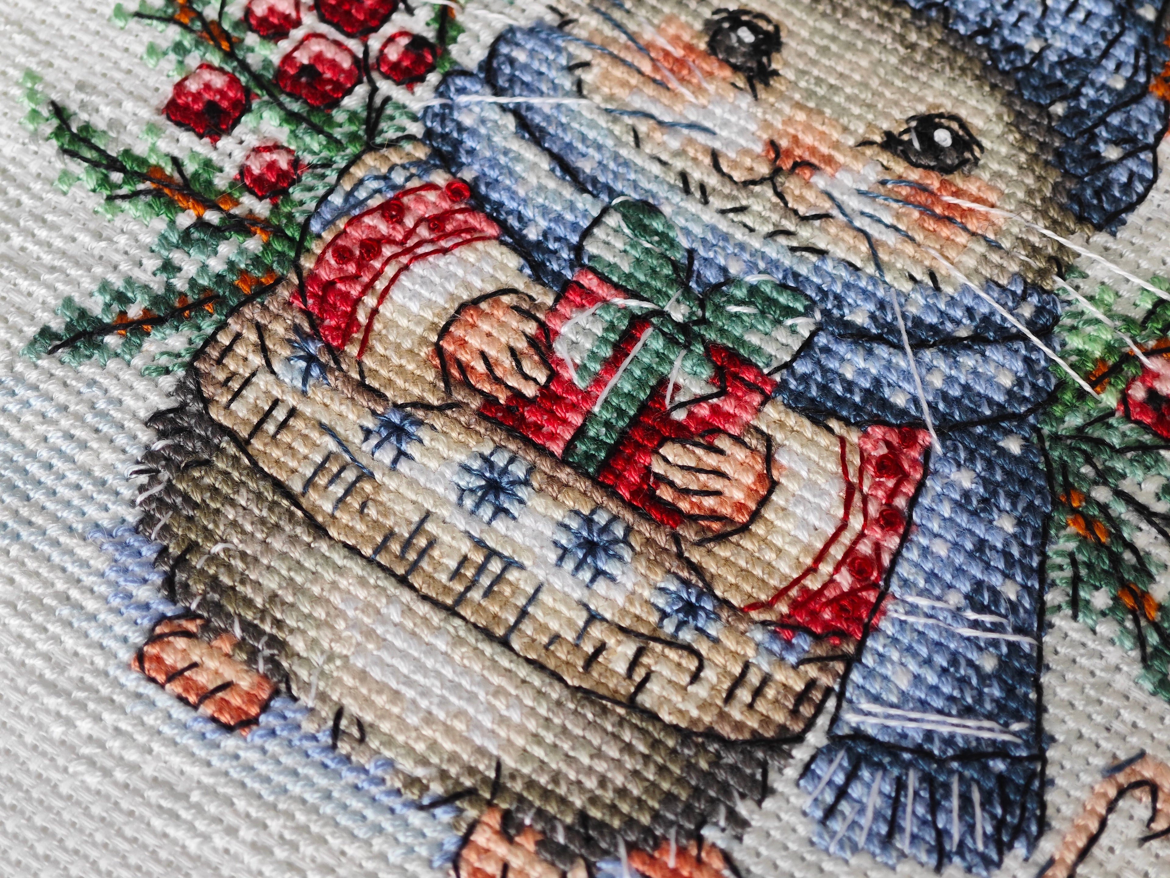 Christmassy Magic - Cross Stitch Kit AVA P027