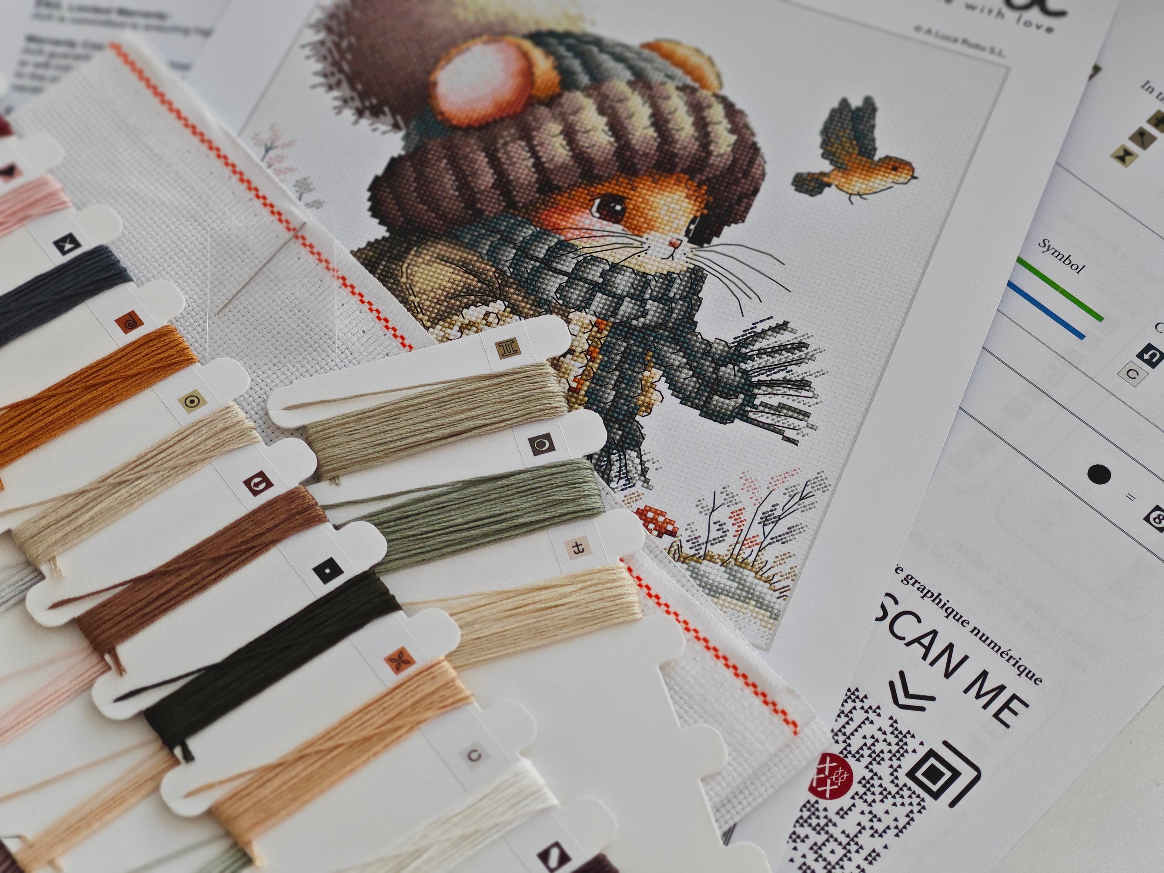 Autumn Fairytale Mouse - Cross Stitch Kit AVA P012