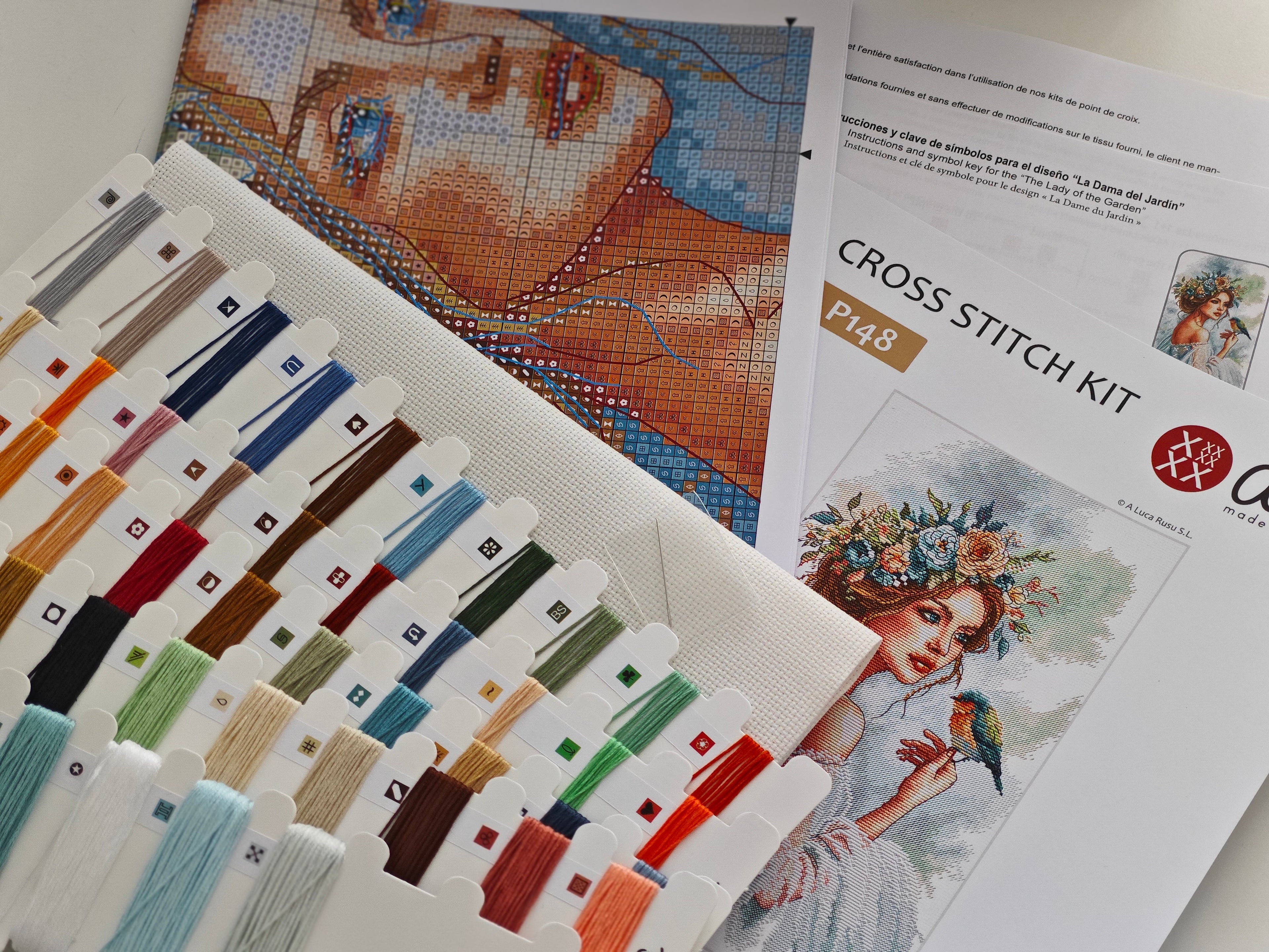 The Lady of the Garden - Cross Stitch Kit AVA P148